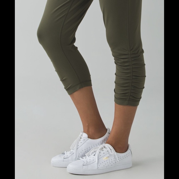 Lululemon Sunset Salutation Crop - Picture 6 of 16